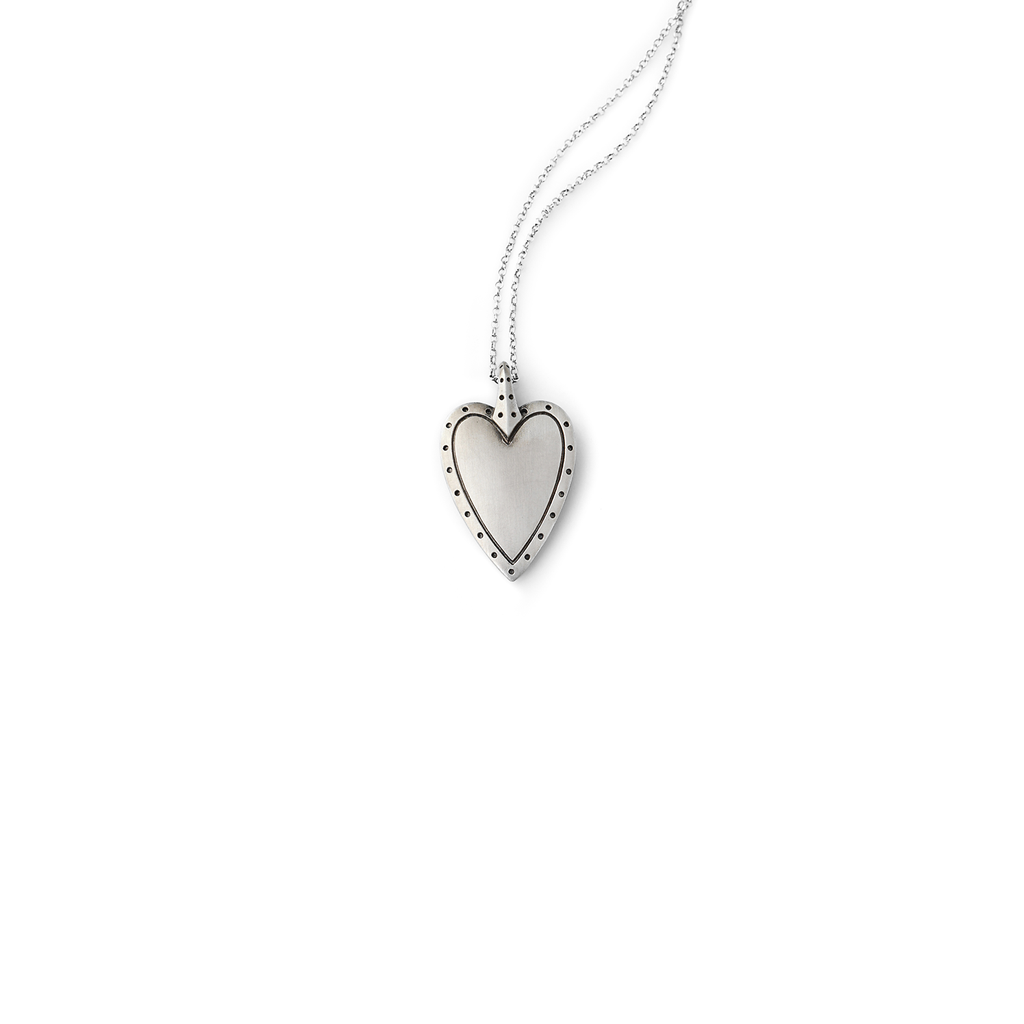ECLE-NECKLACE-MINI-NUDE-HEART-CHAIN-1