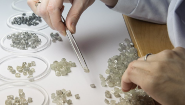 Alrosa-Rough-Sorting